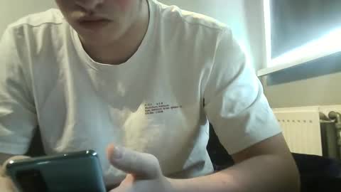 Snapshot of 12curty chatting on February 21, 3:10 pm 12curty online show from February 21, 3:10 pm