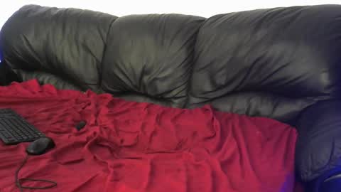 LAzy online show from March 7, 6:27 pm