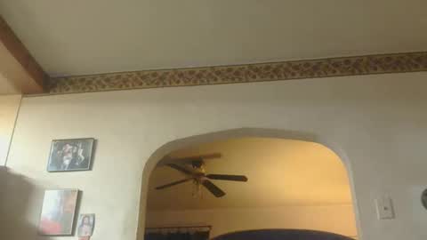 Snapshot of 1pizza__6beers chatting on September 28, 11:47 pm Pizza online show from September 28, 11:47 pm