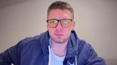Snapshot of 2017ssseeexxx chatting on March 9, 4:44 pm Romano online show from March 9, 4:44 pm