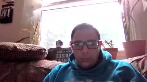 21piolts online show from April 29, 9:54 pm