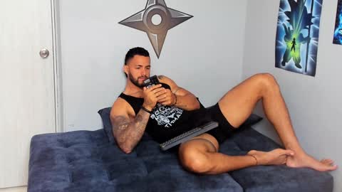 Snapshot of 27_juan chatting on December 3, 2:38 pm Yorgi online show from December 3, 2:38 pm