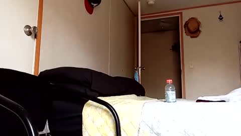 Snapshot of 2ccjbstar chatting on December 13, 4:38 pm BlacJewels online show from December 13, 4:38 pm