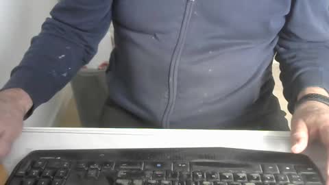 Soeren online show from April 3, 1:30 pm