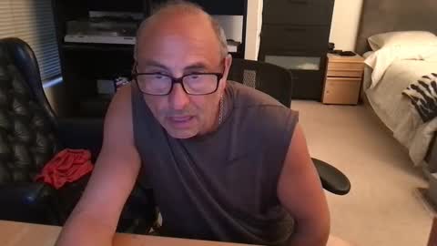 daddy vegas  for single women and couples here online show from March 19, 2:04 am