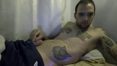 Snapshot of 6sundros chatting on October 20, 9:08 pm Suny online show from October 20, 9:08 pm