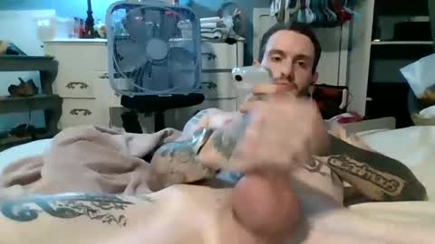 6thix6 online show from September 16, 8:53 pm