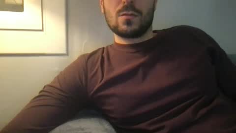 6tu online show from December 17, 11:00 pm