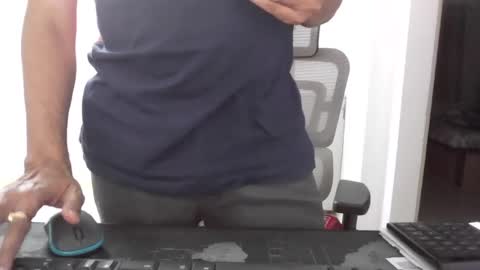 MROSE7080 online show from April 13, 4:29 pm