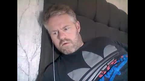 81jonnyx online show from December 7, 10:12 am