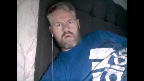 81jonnyx online show from December 18, 9:47 am