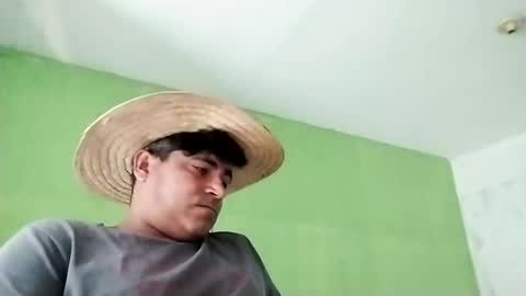 9vinhocamshow online show from December 11, 12:27 pm