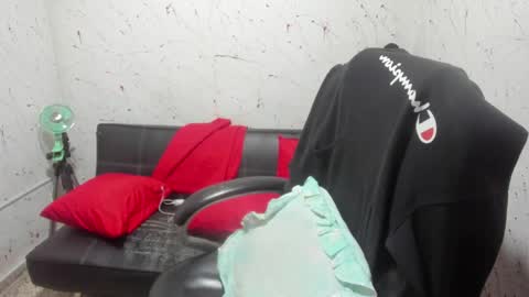     ----       online show from April 12, 3:13 pm