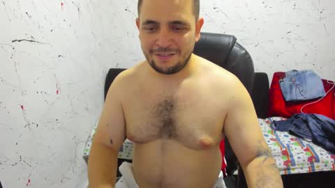 Snapshot of _ace_ventura chatting on February 13, 12:43 pm ---- online show from February 13, 12:43 pm