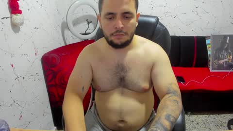 Snapshot of _ace_ventura chatting on December 12, 4:37 am ---- online show from December 12, 4:37 am