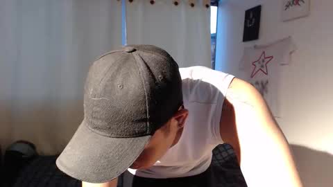 Snapshot of _ander_wolf_ chatting on September 30, 10:35 pm _ander_wolf_ online show from September 30, 10:35 pm