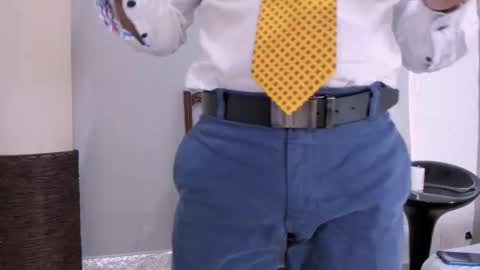 _axelking_ online show from November 25, 11:45 am