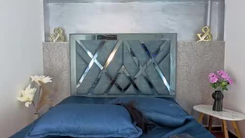 Dante online show from December 2, 8:12 pm