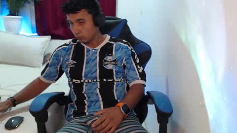 _duvan_123 online show from January 15, 1:20 am