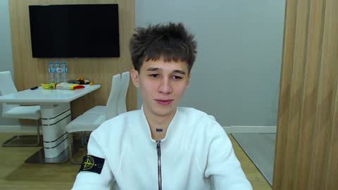 Snapshot of _kurt chatting on December 12, 4:04 am Kurt online show from December 12, 4:04 am