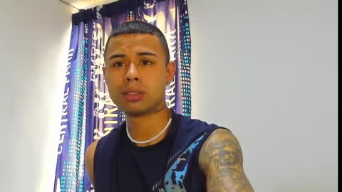 _logan_colton_ online show from December 2, 5:38 pm