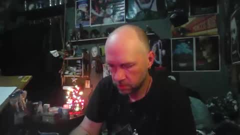 That guy online show from December 23, 3:48 am