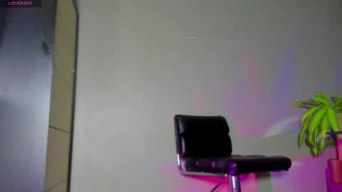 _luca_flame online show from November 30, 11:34 am