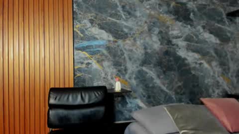 _luca_flame online show from October 18, 4:17 am