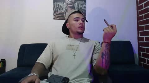 STIVEN online show from May 14, 2:37 pm