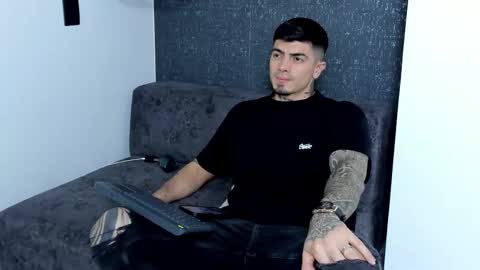 _mrcock_ online show from February 8, 1:55 am