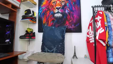 Kevin  online show from September 18, 12:18 pm