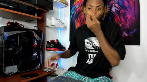 Kevin  online show from January 26, 5:23 pm