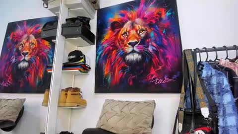 Kevin  online show from October 11, 9:35 am