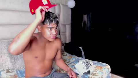 _sammy_ice online show from February 14, 10:48 pm