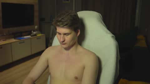 OLIVERERENMARCUSpvt is open online show from November 16, 1:19 am