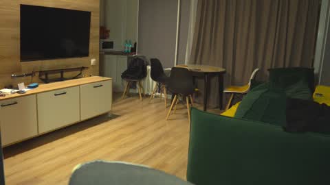 OLIVERERENMARCUSpvt is open online show from January 14, 1:06 pm