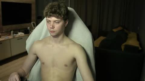 OLIVERERENMARCUSpvt is open online show from April 3, 3:20 pm