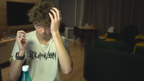 OLIVERERENMARCUSpvt is open online show from January 31, 1:02 pm