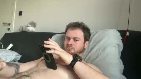 _stevie___ online show from March 1, 1:22 pm