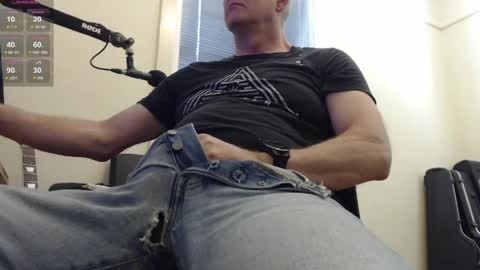 _xxrockstarloverxx_ online show from April 2, 9:11 pm