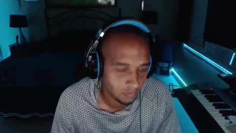 a4orce online show from October 13, 3:01 am