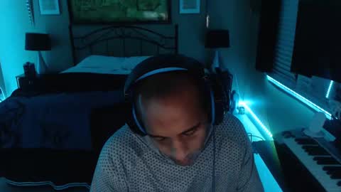 a4orce online show from March 5, 2:57 am