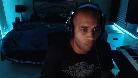 a4orce online show from December 19, 2:12 am