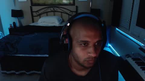 a4orce online show from March 30, 3:18 am