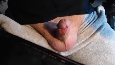 a7oldcockman online show from December 3, 4:57 pm