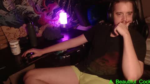 Snapshot of a_beautiful_cock chatting on September 21, 4:23 am Pete online show from September 21, 4:23 am