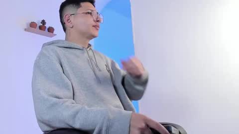 alejo online show from February 26, 3:10 am