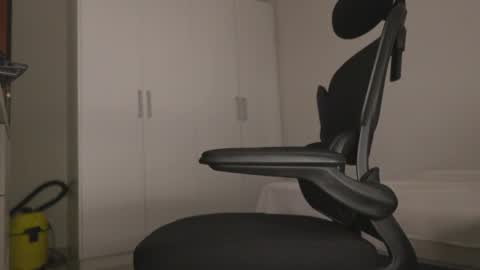 Alex online show from April 3, 2:08 am