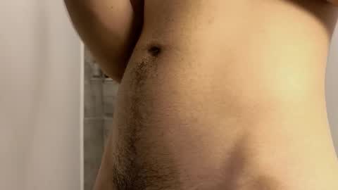 Snapshot of aaron_eze chatting on September 15, 12:13 am Aaron Ezequiel online show from September 15, 12:13 am