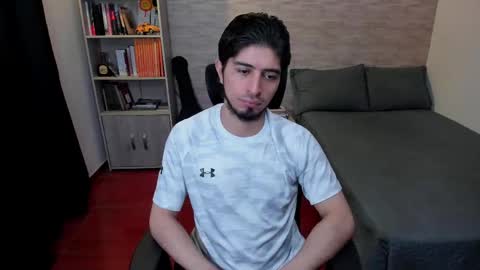 Aaron online show from February 17, 8:58 pm